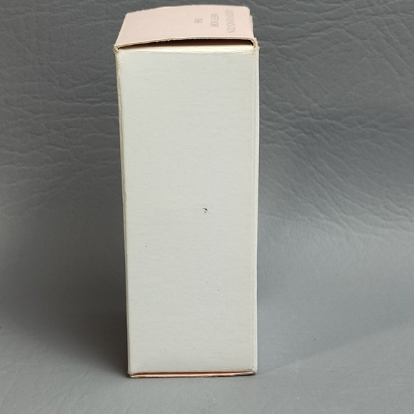 Mary Kay Day Radiance Liquid Foundation Misty Ivory 1069 NEW in Box - Picture 6 of 8